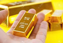 Giá vàng hôm nay 4/7, chao đảo chờ tín hiệu từ Washington