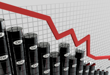 Dầu lại giảm khi số ca nhiễm Covid-19 tăng vọt