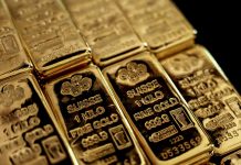 Vàng trượt giá nhẹ, giới phân tích vẫn thận trọng dù “cửa” hạ lãi suất rộng hơn