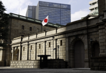 Thị trường tài chính toàn cầu bất an sau động thái tăng lãi suất của Nhật Bản